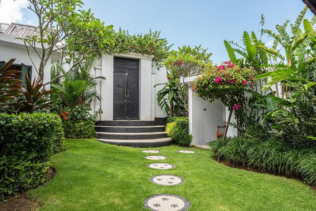 Berawa Canggu Stylish Joglo 3 Bedrooms Private Villa With Private Pool Εξωτερικό φωτογραφία