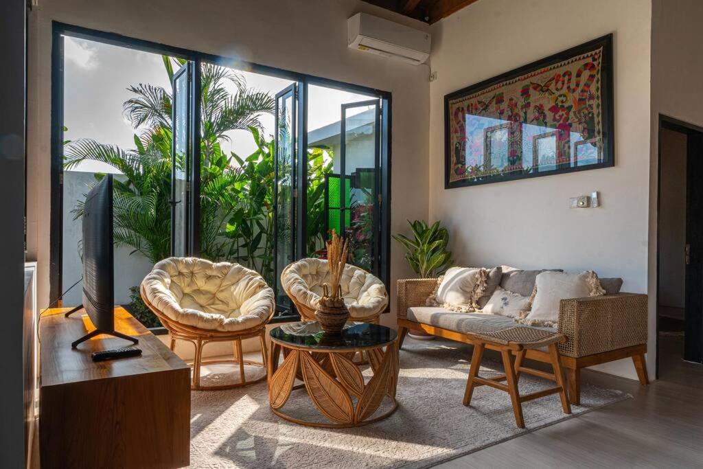 Berawa Canggu Stylish Joglo 3 Bedrooms Private Villa With Private Pool Εξωτερικό φωτογραφία